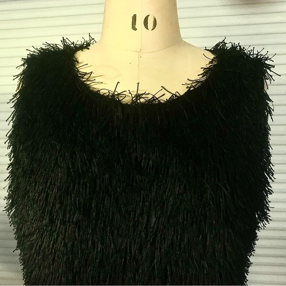 Max Studio Black Fuzzy Sleeveless Top. - Picture 3 of 6
